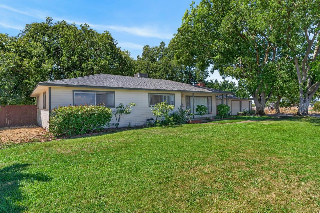 House in Elk Grove, California, United States 4 - 18503355
