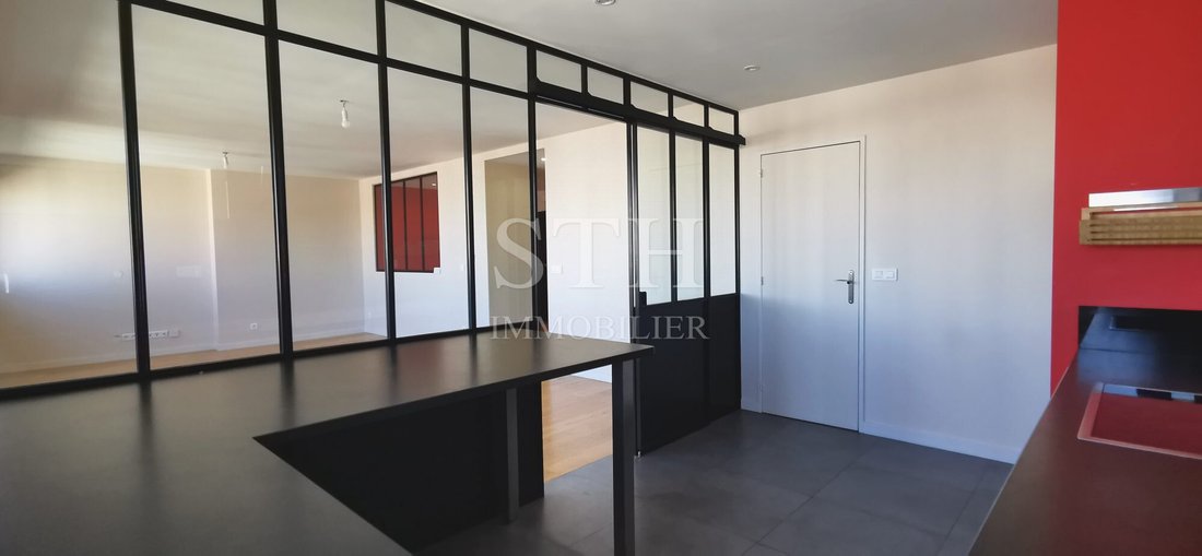 Apartment in Violet Commerce, Paris 15e Arrondissement, Paris 4 - 18138863