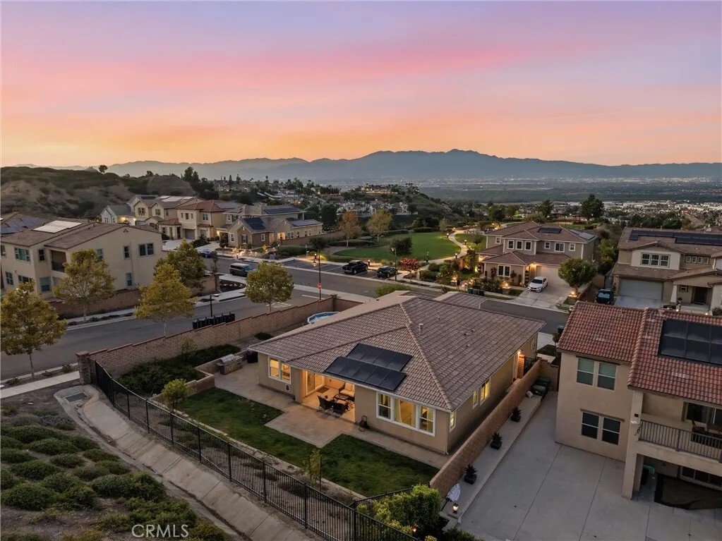 House in Corona, California, United States 4 - 18502945
