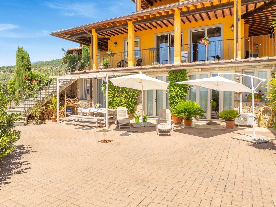 Villa in Borgo a Cascia, Reggello, Tuscany 4 - 18504693