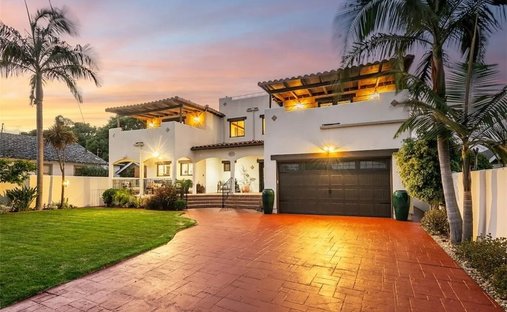 House in Signal Hill, California, United States 1