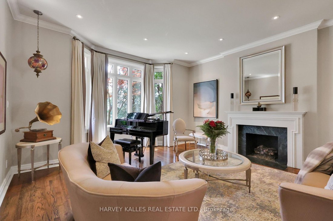 House in Toronto, Ontario, Canada 5 - 18504745