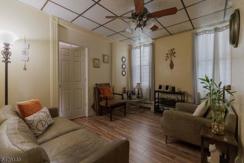 House in Weehawken, New Jersey, United States 4 - 17565329