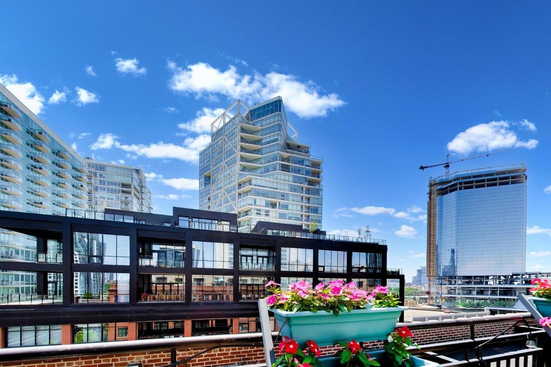 Condo in Chicago, Illinois, United States 5 - 18503254