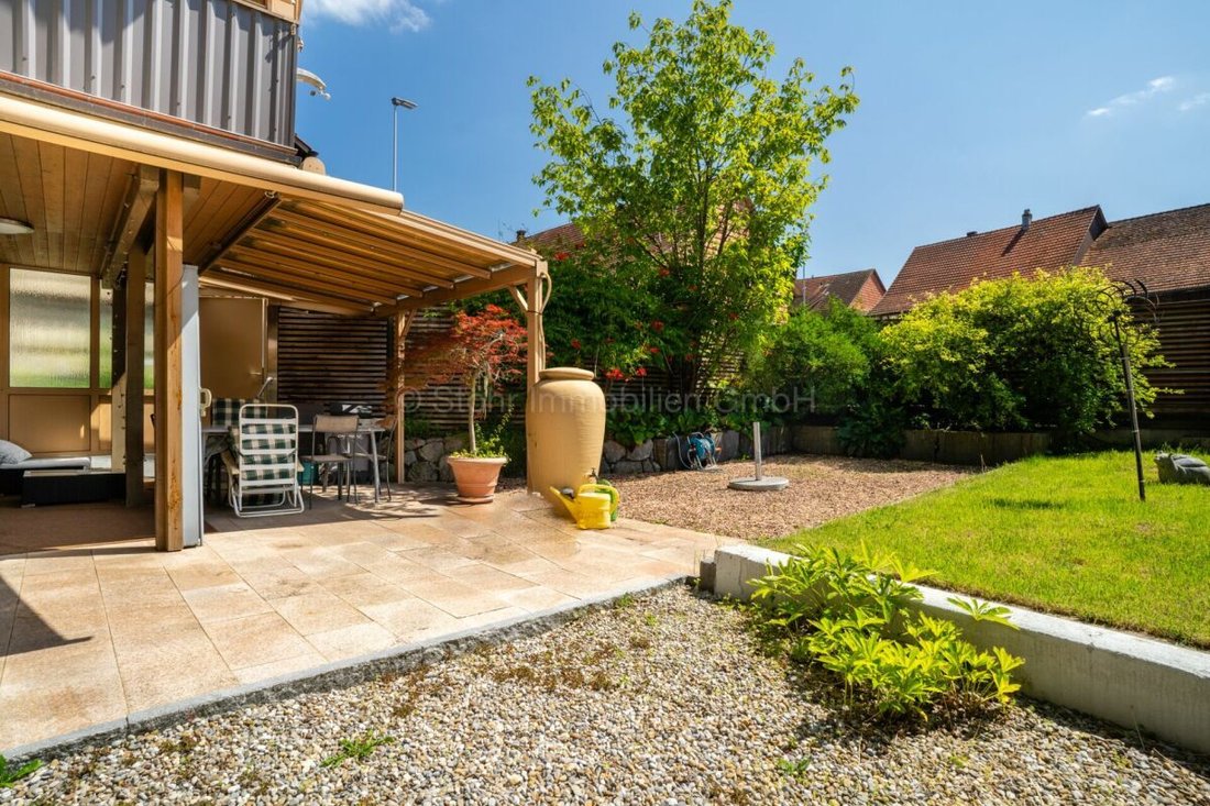 Wiesendangen, Zürich, Switzerland 2 - 18501045
