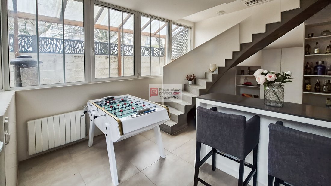 Villa in Plateau Ouest, Suresnes, France 5 - 18504219