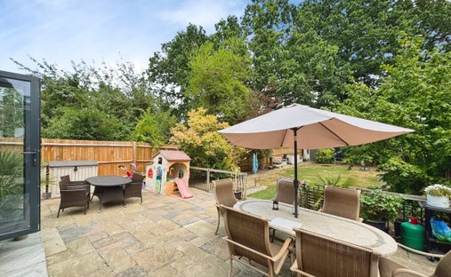 Casa a Parco di Canons, Harrow, Inghilterra 1