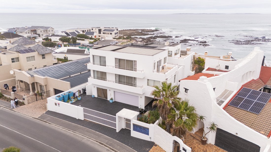 Haus in Bloubergstrand, Kapstadt, Südafrika 1 - 18501273