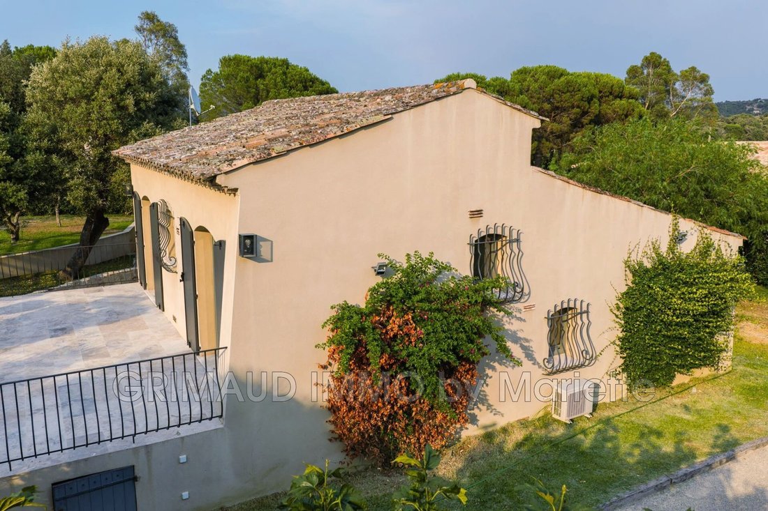 Villa in Le Plan-de-la-Tour, Provence-Alpes-Côte d'Azur, France 3 - 18499837