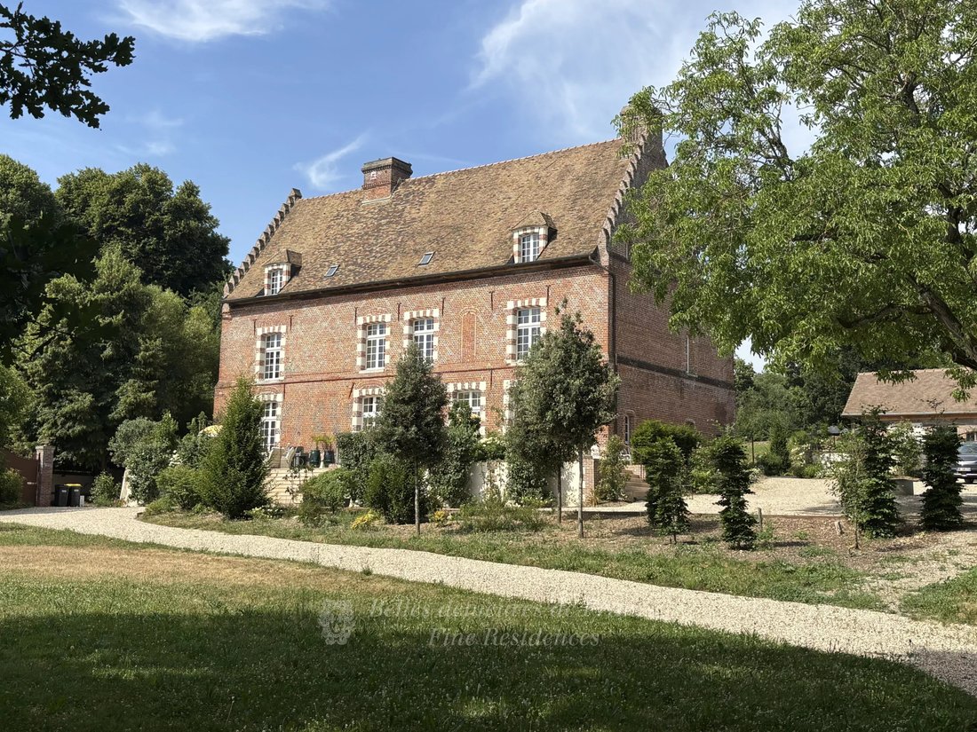 Estate in Bazincourt-sur-Epte, Normandy, France 2 - 18504028