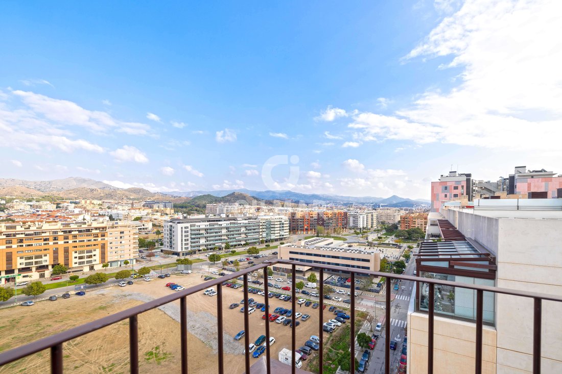 Penthouse in Teatinos-Universidad, Malaga, Spain 4 - 18499141