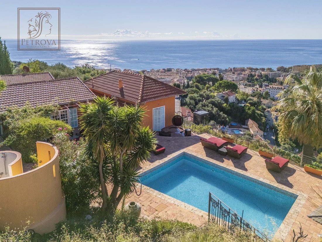 Villa in Menton, Provence-Alpes-Côte d'Azur, France 2 - 17436452