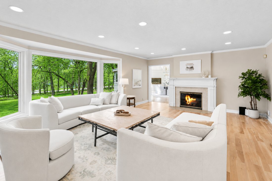 House in Deephaven, Minnesota, United States 3 - 18500373