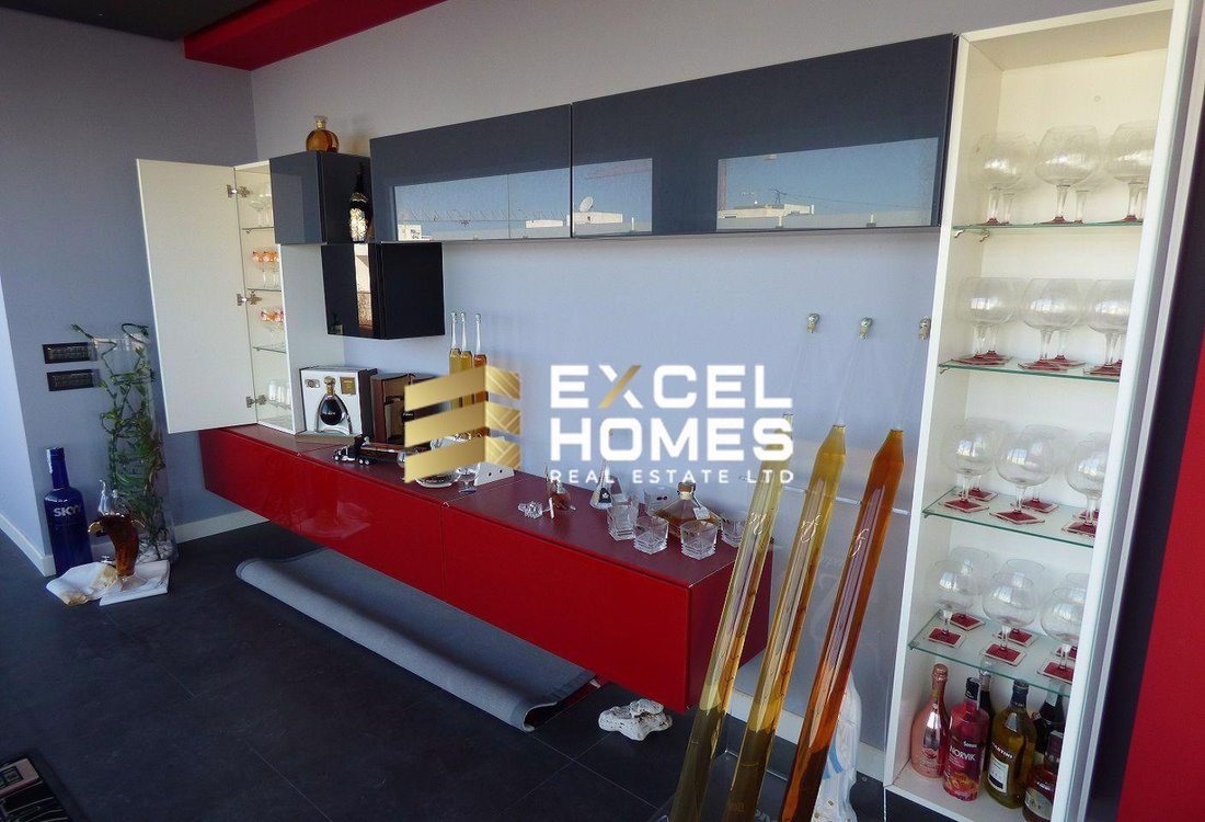 Apartment in Saint Paul's Bay, Malta 3 - 15840926