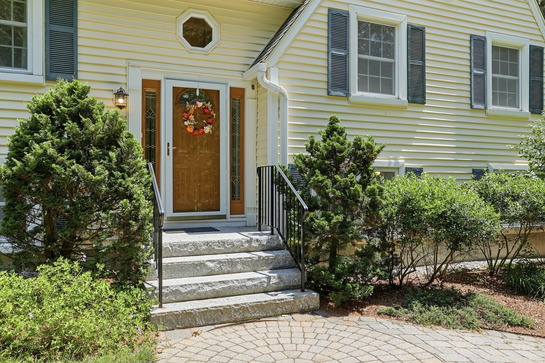 House in Westford, Massachusetts, United States 3 - 18498865