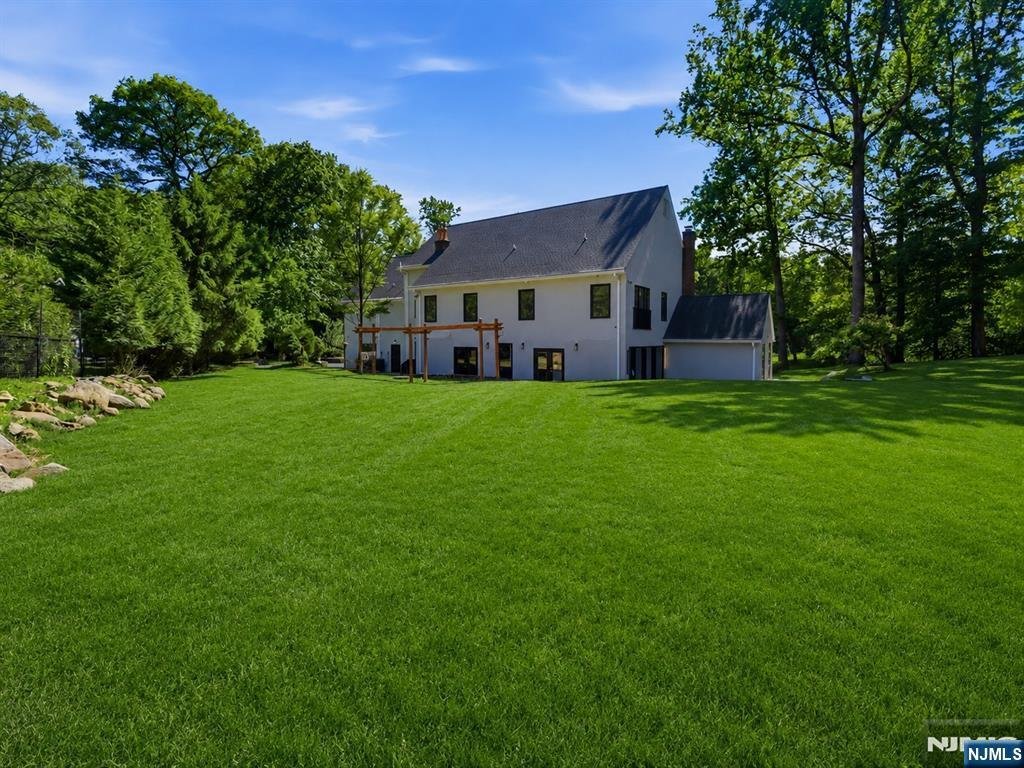 House in Saddle River, New Jersey, United States 3 - 18499778