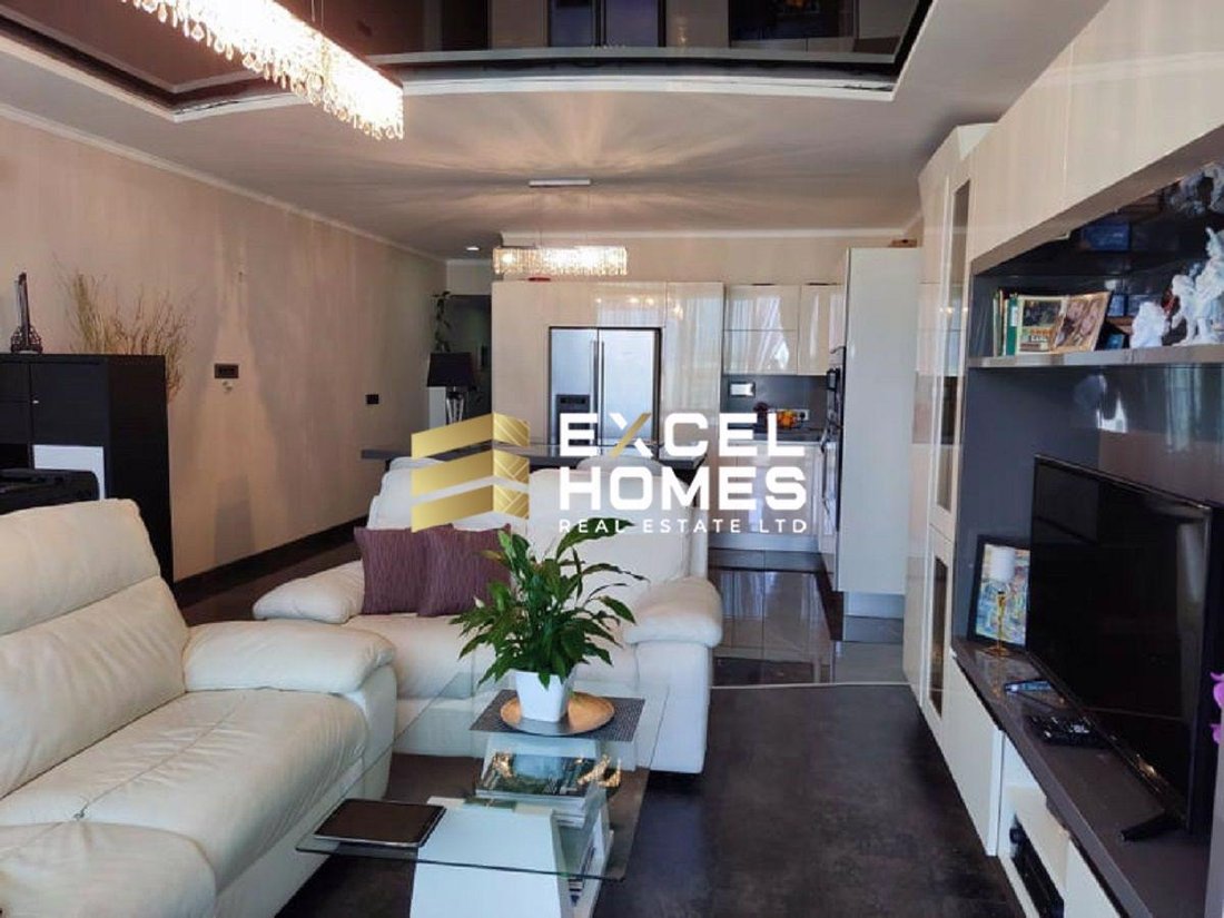 Apartment in Saint Julian's, Malta 1 - 15839830