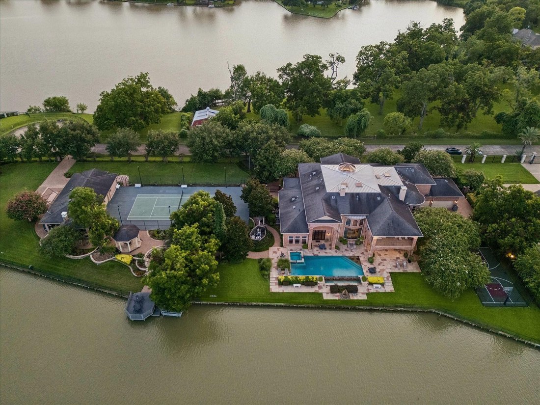 House in Sugar Land, Texas, United States 1 - 18503591