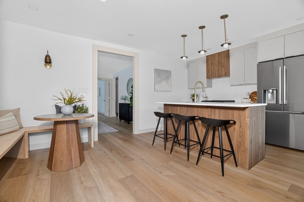Condo in Somerville, Massachusetts, United States 4 - 18499767