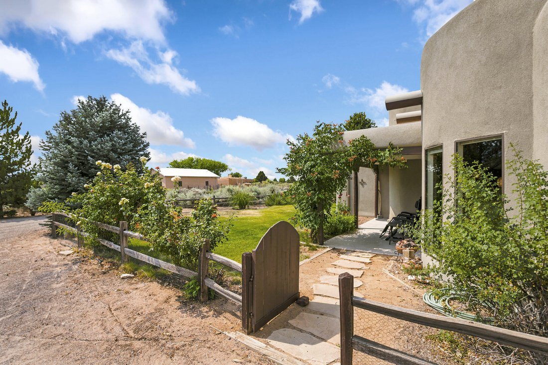 House in Corrales, New Mexico, United States 3 - 18502371