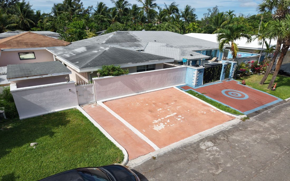 Apartment in Paradise Island, New Providence, The Bahamas 3 - 18502466