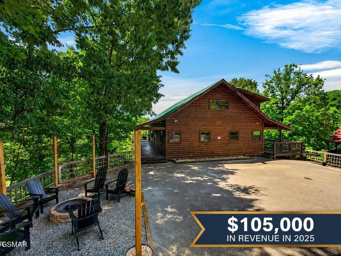 House in Sevierville, Tennessee, United States 1 - 18499954