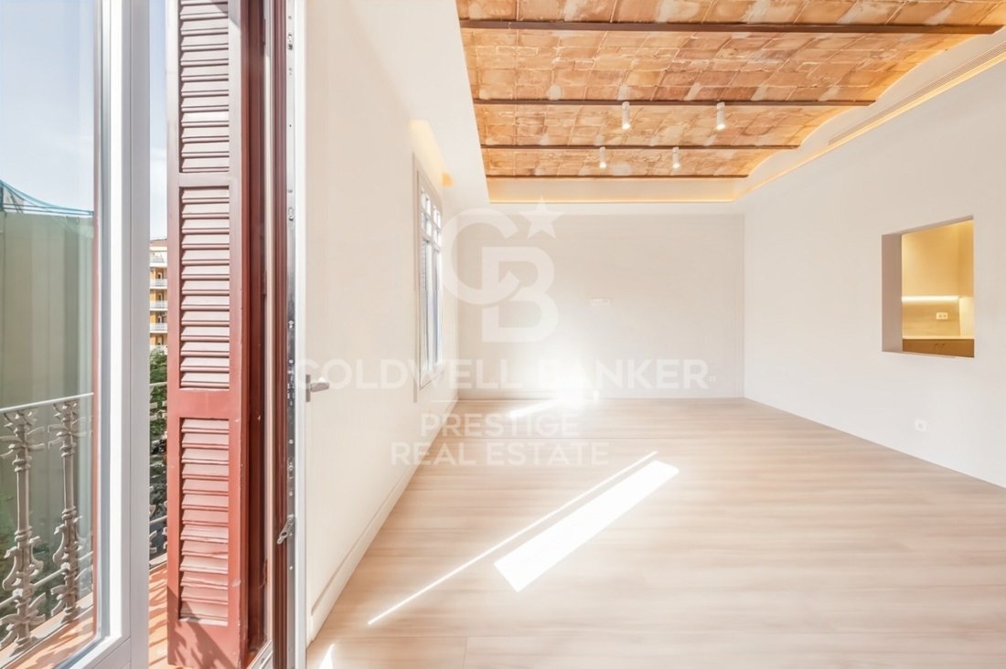 Apartment in Eixample, Barcelona, Spain 4 - 18500861