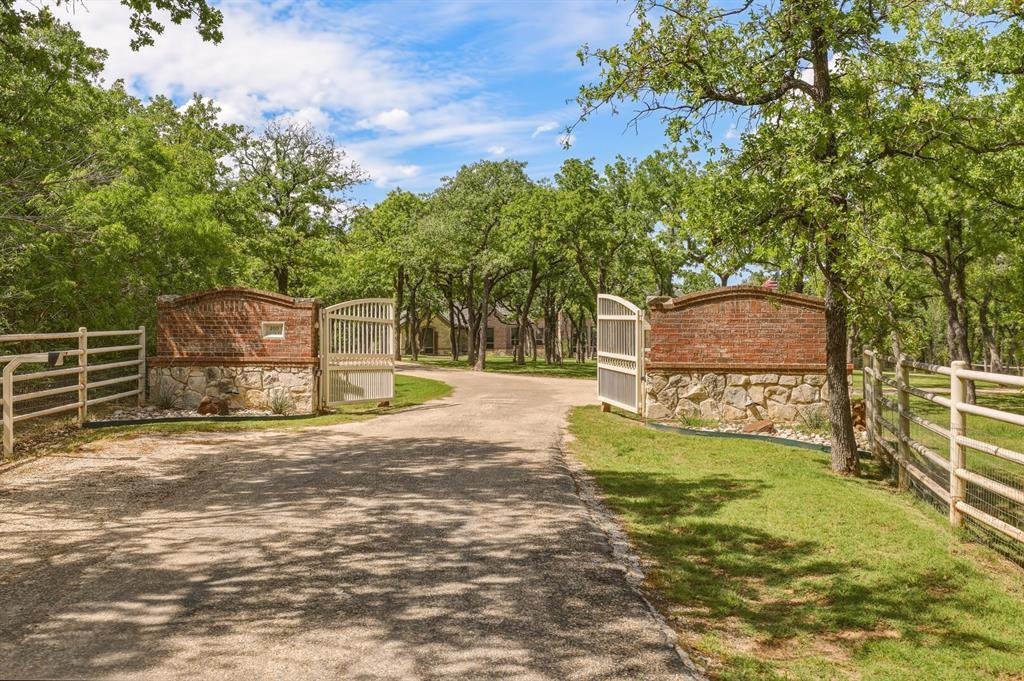 House in Lantana, Texas, United States 4 - 18503461