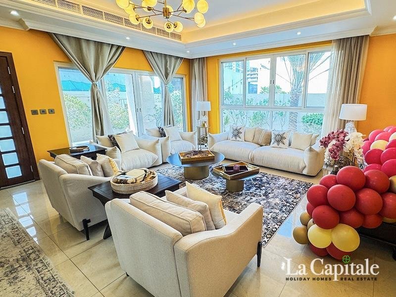 Villa in Al Furjan, Dubai, United Arab Emirates 4 - 18499306