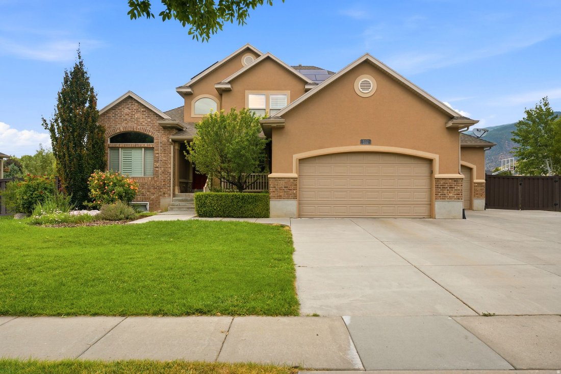 House in Farmington, Utah, United States 1 - 18502257