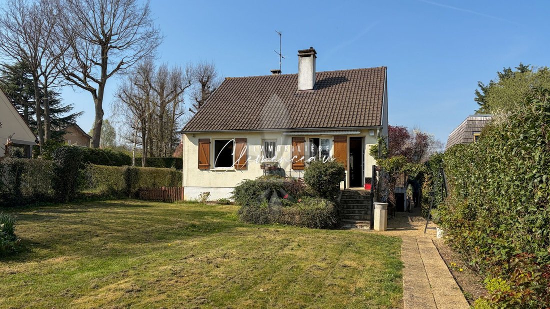 House in Médan, Ile-de-France, France 1 - 18502861