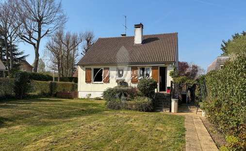 House in Médan, Ile-de-France, France 1