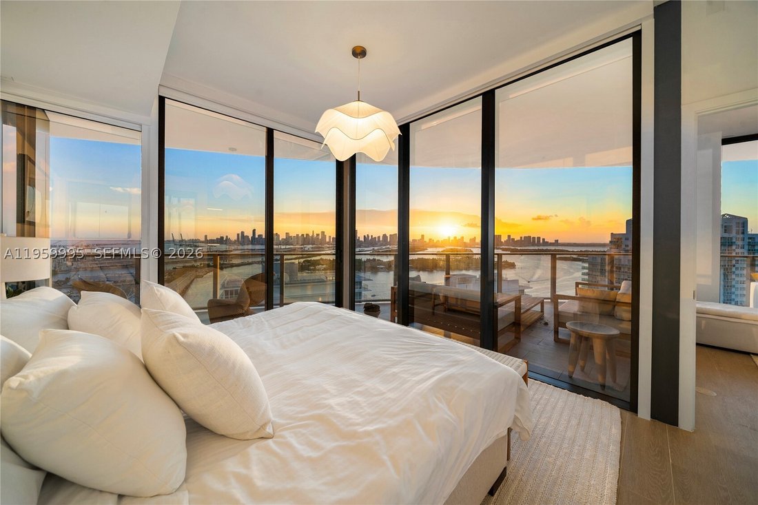 Condo in Miami Beach, Florida, United States 5 - 17102186