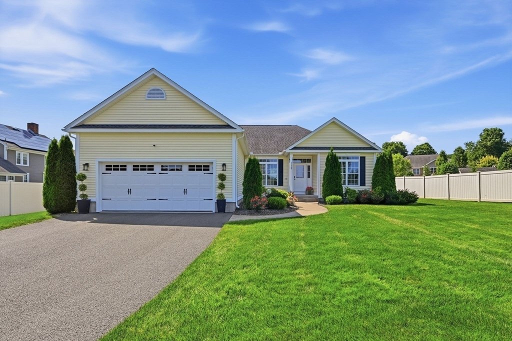 House in Agawam, Massachusetts, United States 2 - 18503291