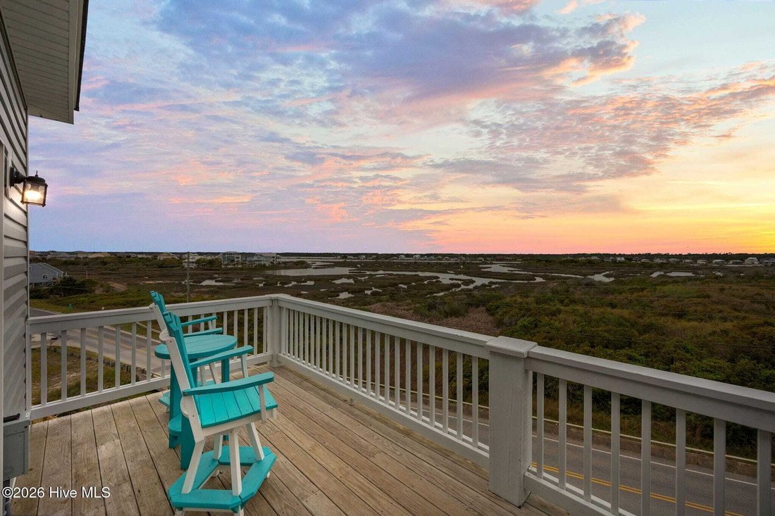 House in North Topsail Beach, North Carolina, United States 3 - 17636768