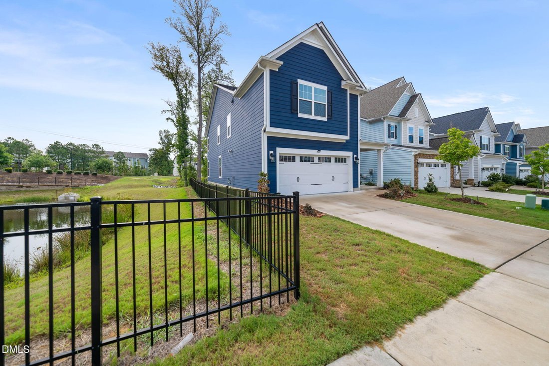 House in Apex, North Carolina, United States 2 - 18500121