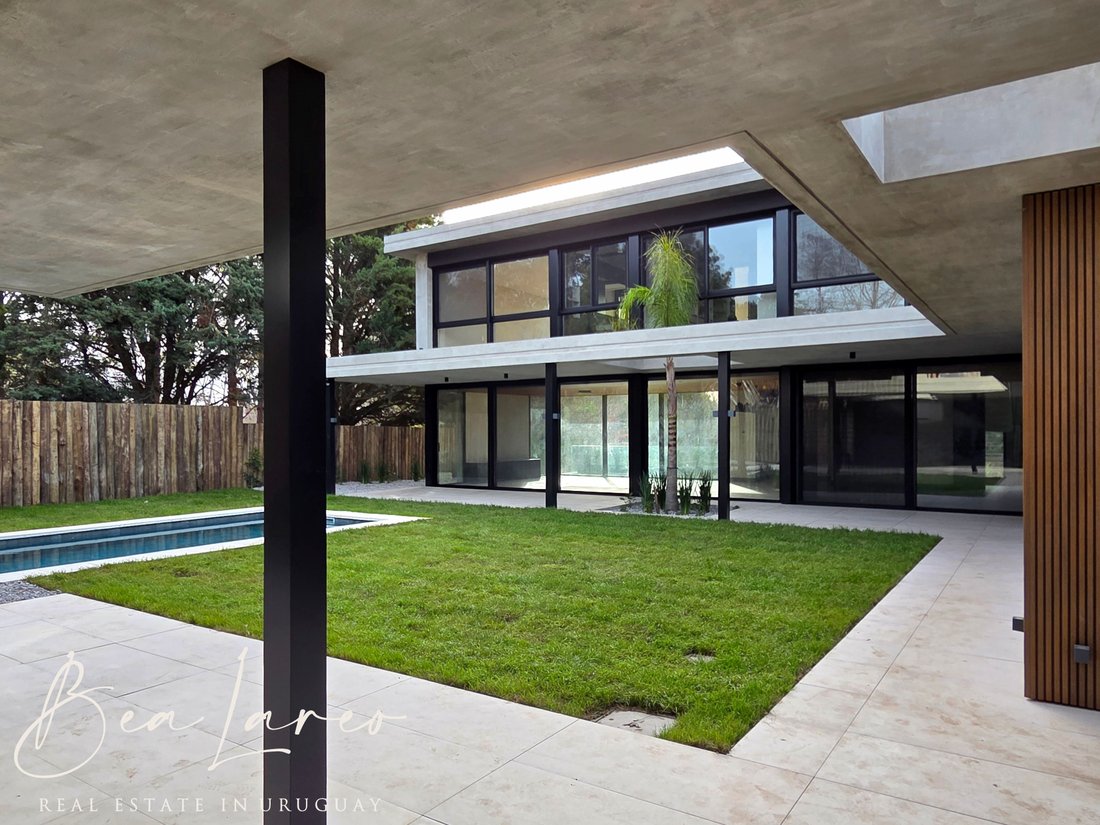 House in Montevideo, Departamento de Montevideo, Uruguay 5 - 18504161