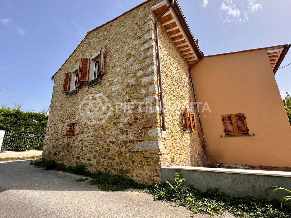Autres à Pietrasanta, Toscane, Italie 3 - 18502848