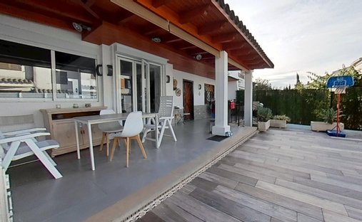House in Benicassim, Valencian Community, Spain 1