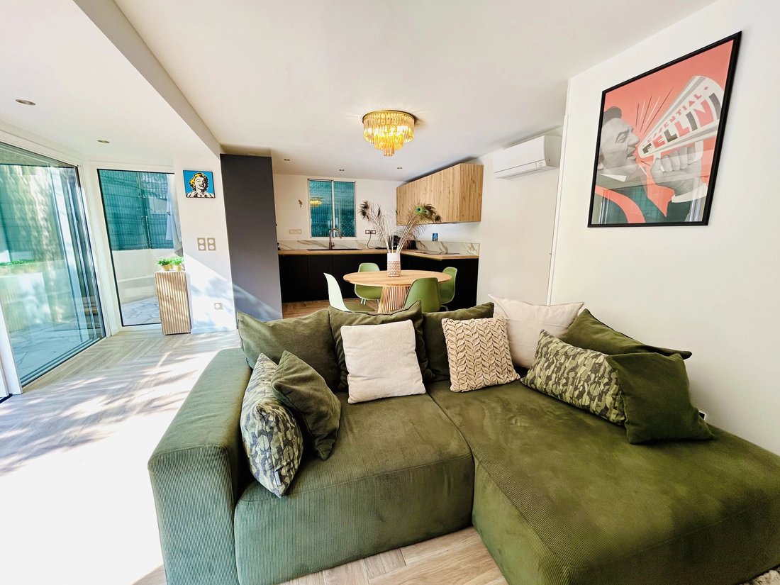 House in Carnot, Cannes, France 3 - 18505332