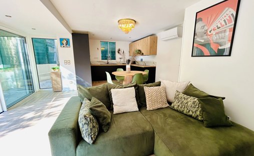 House in Carnot, Cannes, France 1
