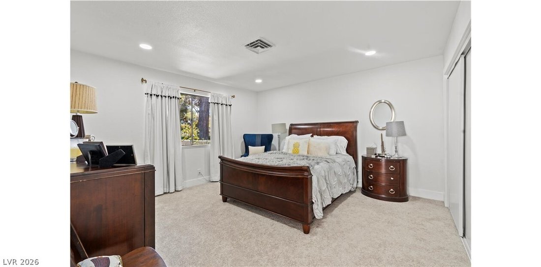 House in Las Vegas, Nevada, United States 3 - 18505428