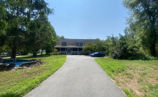 House in Hartly, Delaware, United States 1