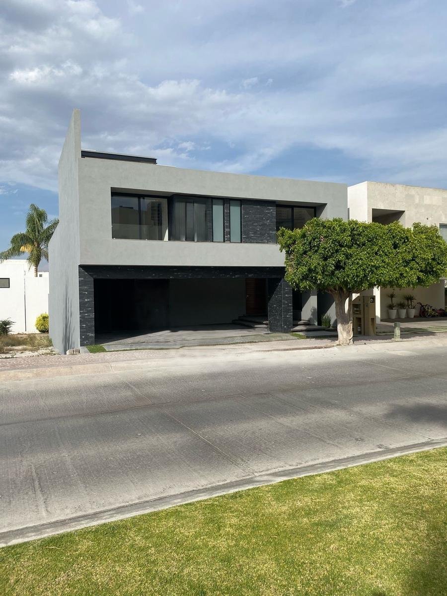 House in San Luis Potosí, San Luis Potosi, Mexico 1 - 18500638