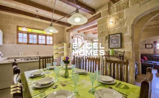 Casa de Campo en Għarb, Malta 1