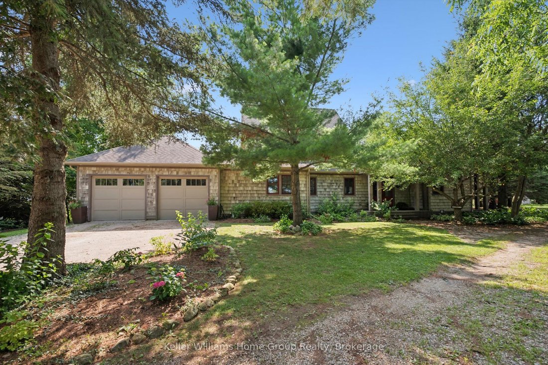 House in Centre Wellington, Ontario, Canada 1 - 17863212