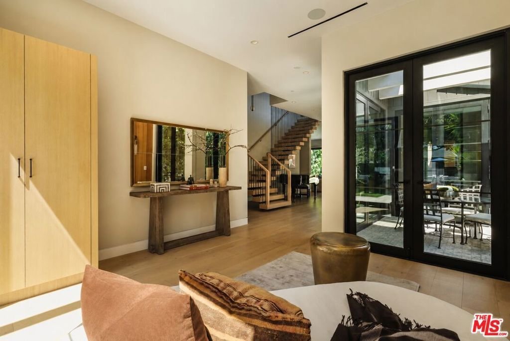 House in Los Angeles, California, United States 3 - 18501902