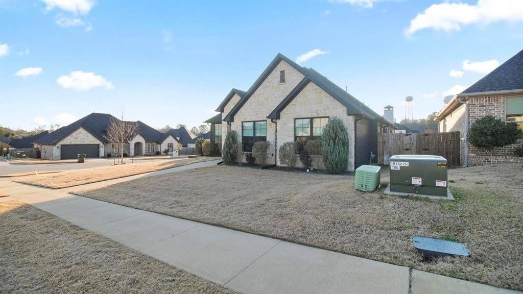House in Tyler, Texas, United States 5 - 18503562