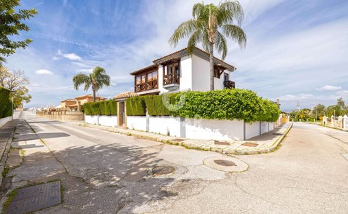 Villa en Alhaurín de la Torre, Andalucía, España 1
