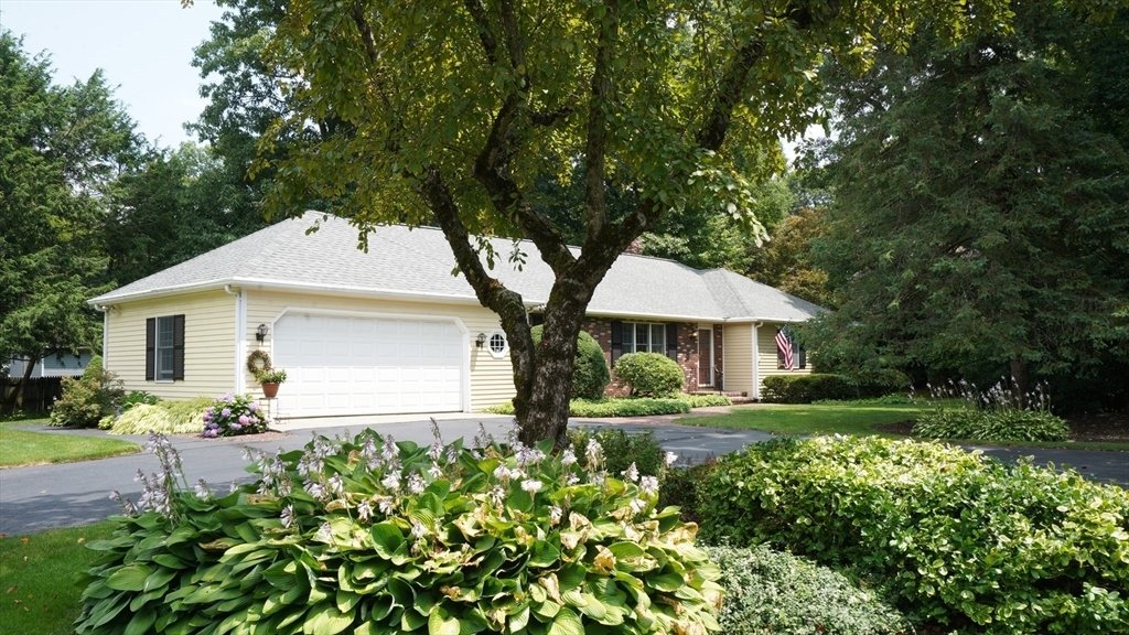 House in North Attleborough, Massachusetts, United States 1 - 18504609
